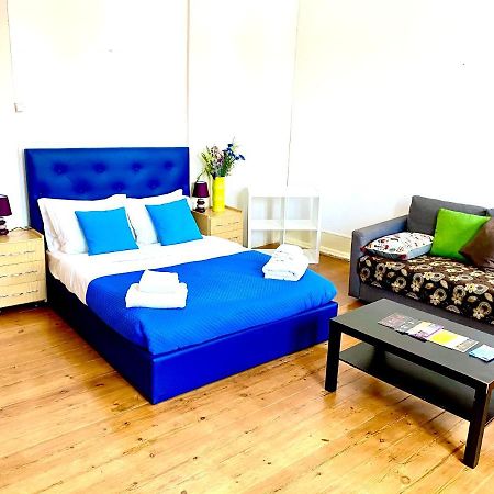 Classic Chiado 1 - Central Guest House Room With Shared Bathroom Lisbon Luaran gambar