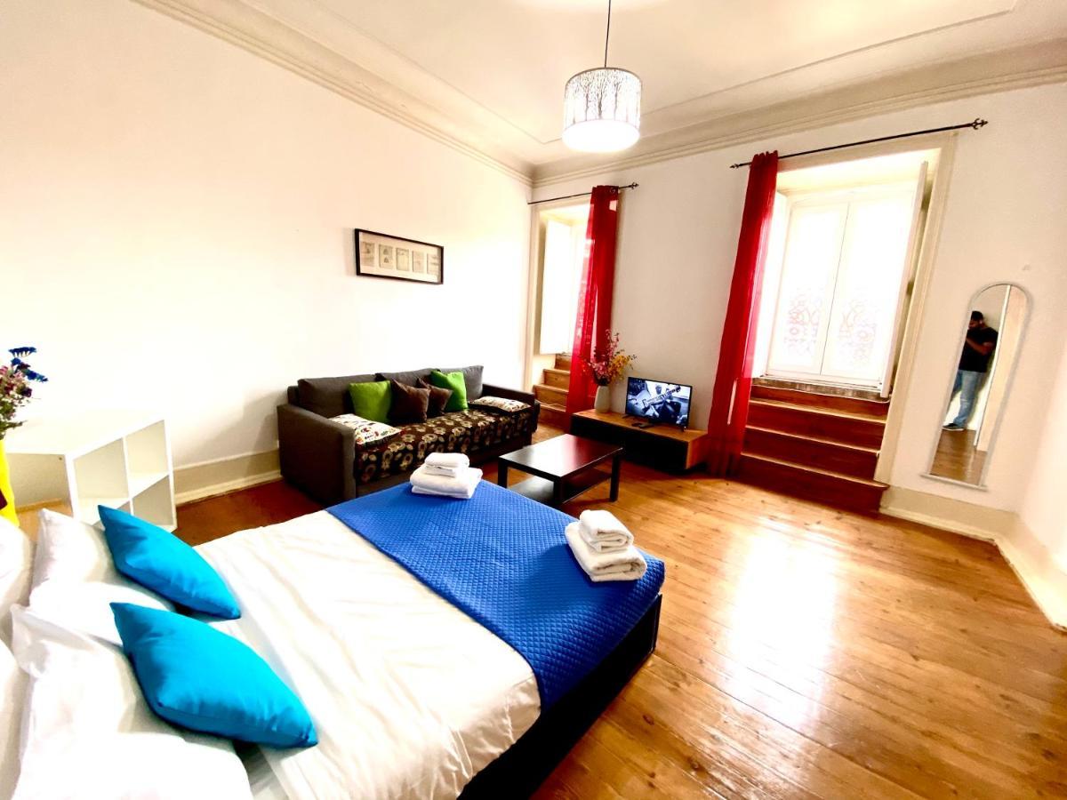 Classic Chiado 1 - Central Guest House Room With Shared Bathroom Lisbon Luaran gambar