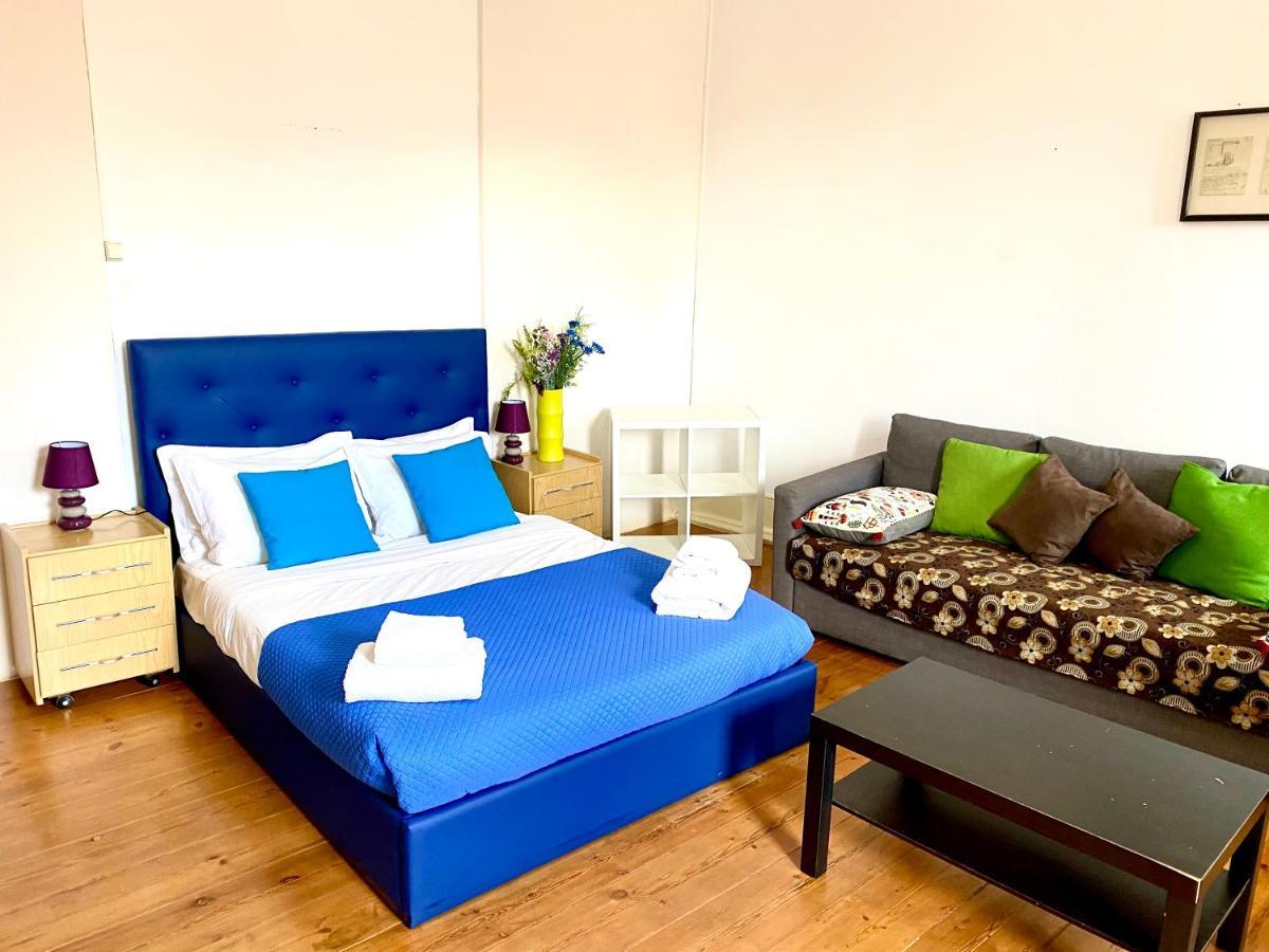 Classic Chiado 1 - Central Guest House Room With Shared Bathroom Lisbon Luaran gambar